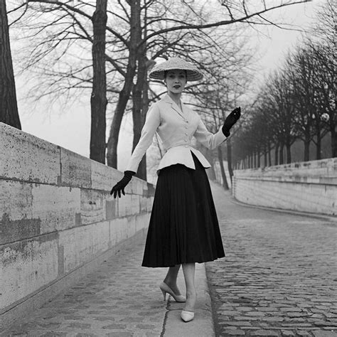 dior new look collection 1947